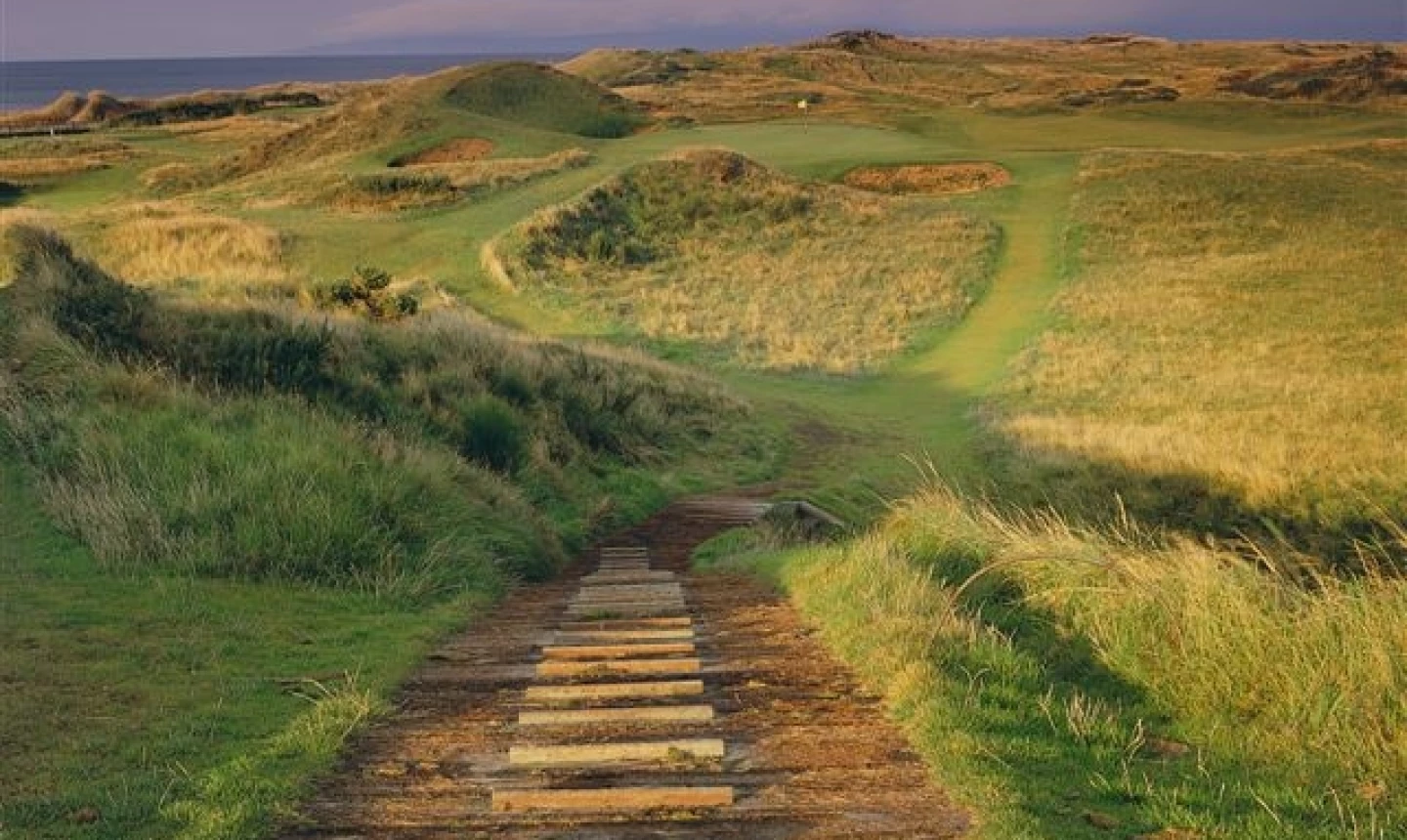 Royal Troon golf course - hole 8 - Postage Stamp
