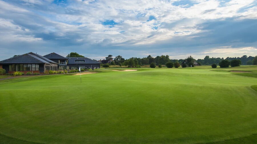 Surrey Downs GC