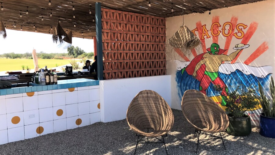 Costa Palmas - Lucha Libre comfort station