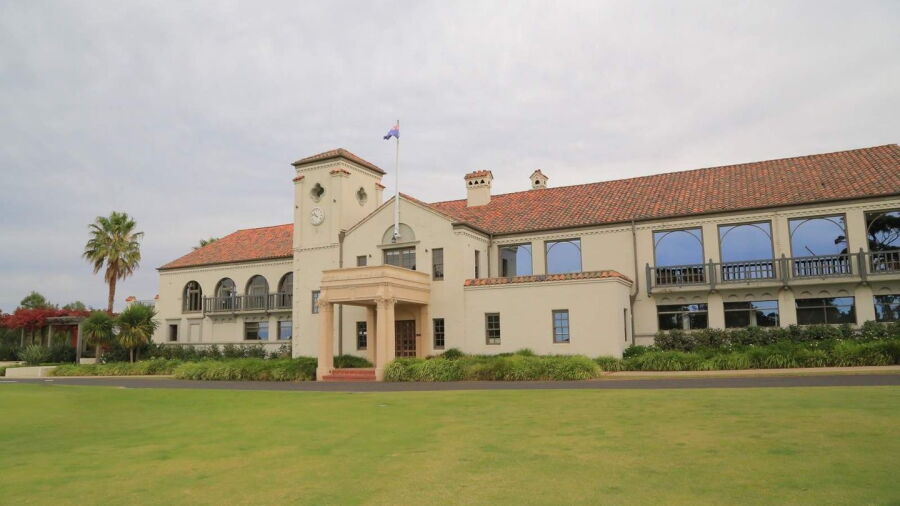 Yarra Yarra: clubhouse front
