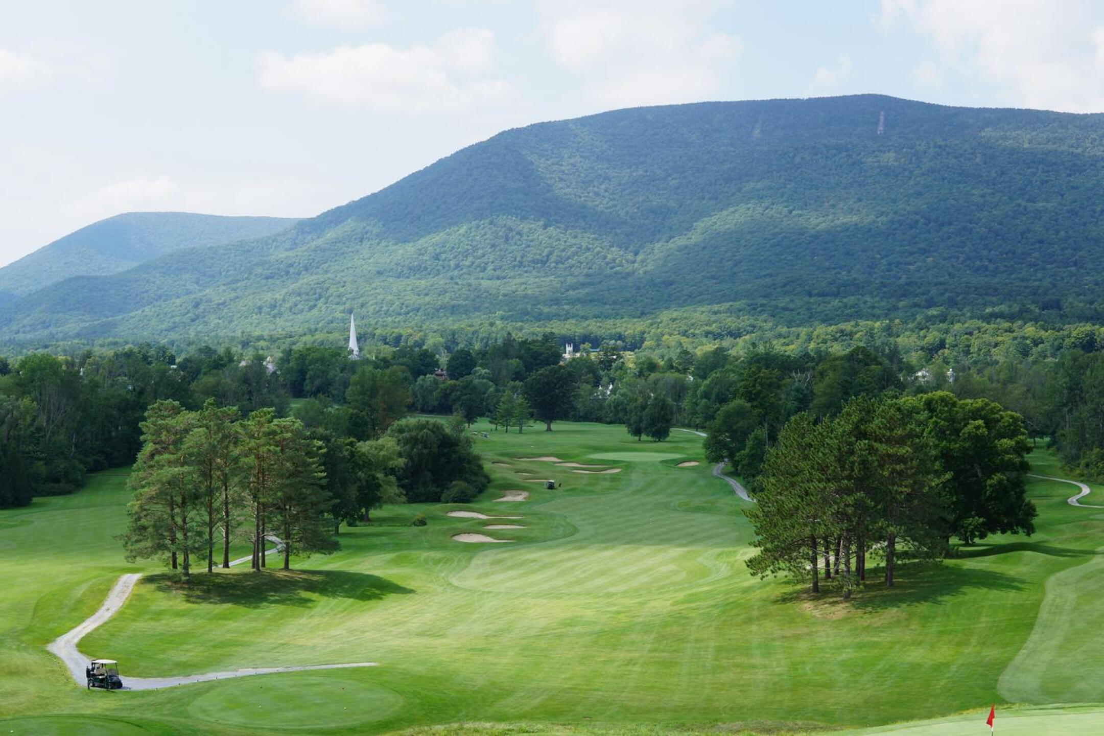 12th, par-4, 361 (center of photo). At twelve, a drive and pitch hole, you’ll want to miss all of the eleven bunkers. The scenery, though, is not to be ignored. (Photo submitted by AptlyLinked on 08/30/2022)