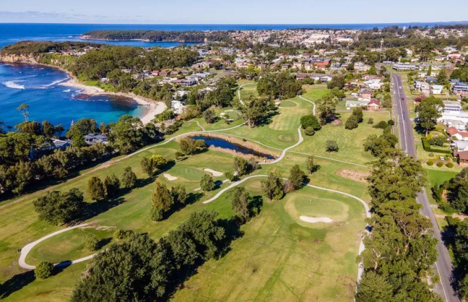 Mollymook GC - Beachside