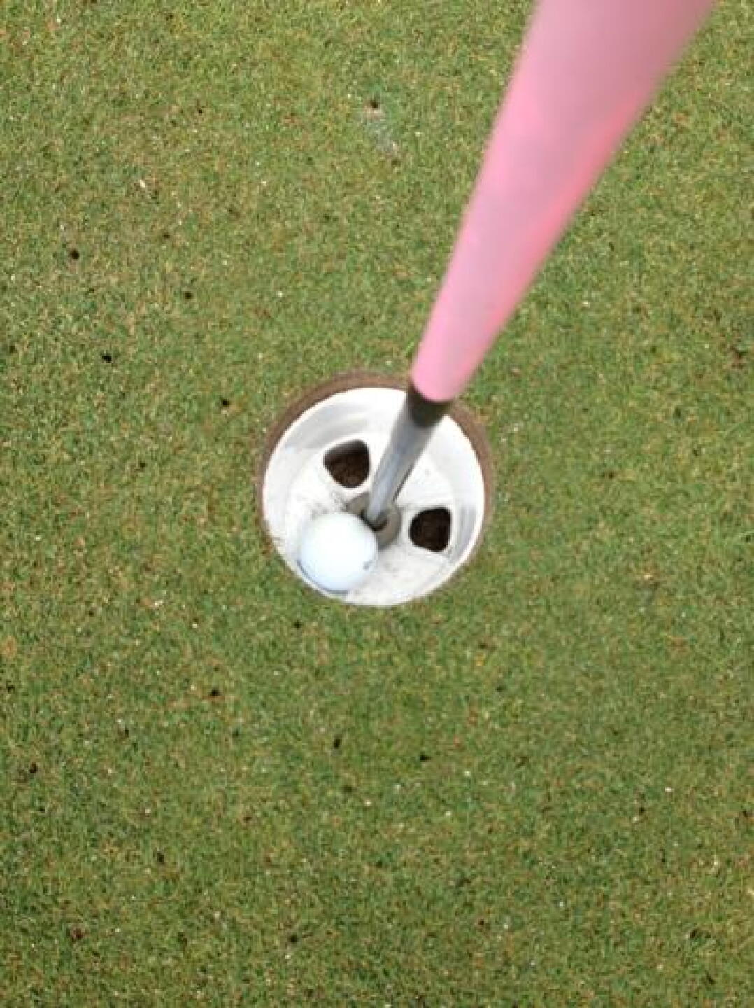 My tee shot on the 16th hole, Aug 15/2013 (Photo submitted by uUBOL7988UB on 08/21/2013)