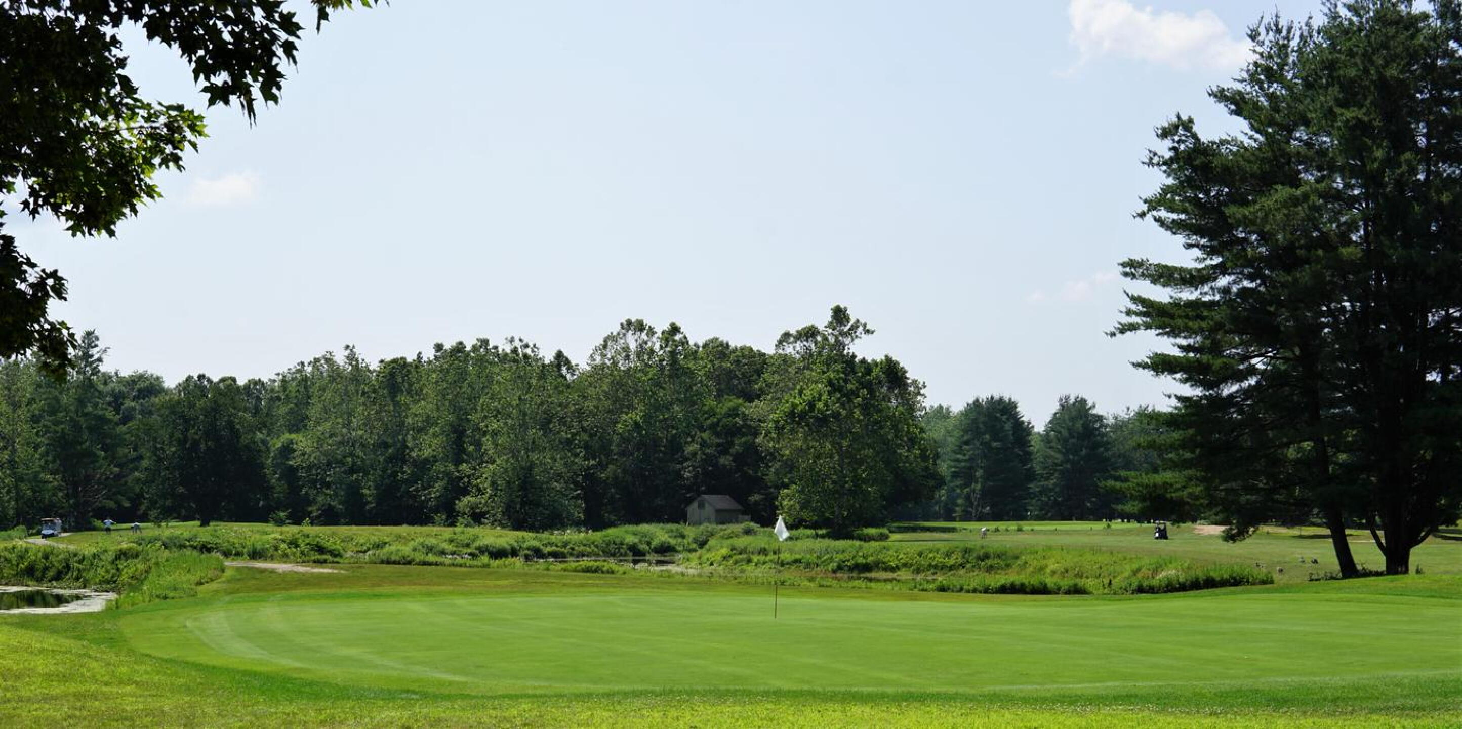 A look at the eighth hole at Pomperaug, from behind. (Photo submitted by AptlyLinked on 07/08/2023)