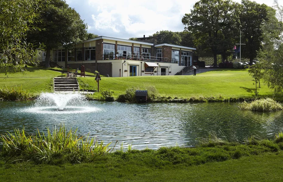 Cherry Lodge GC: Clubhouse