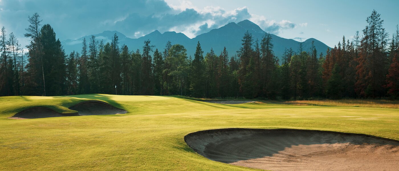 Hole 12 - Tete Jaune - View from Fairway Bunker