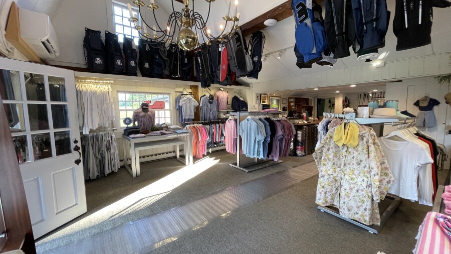 Local Golf Shops Near Me Indoor Golf Near Me Or Made For Home Golf