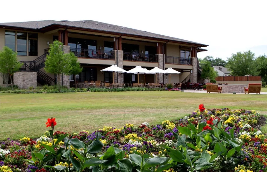 White & Blue at April Sound CC: Clubhouse