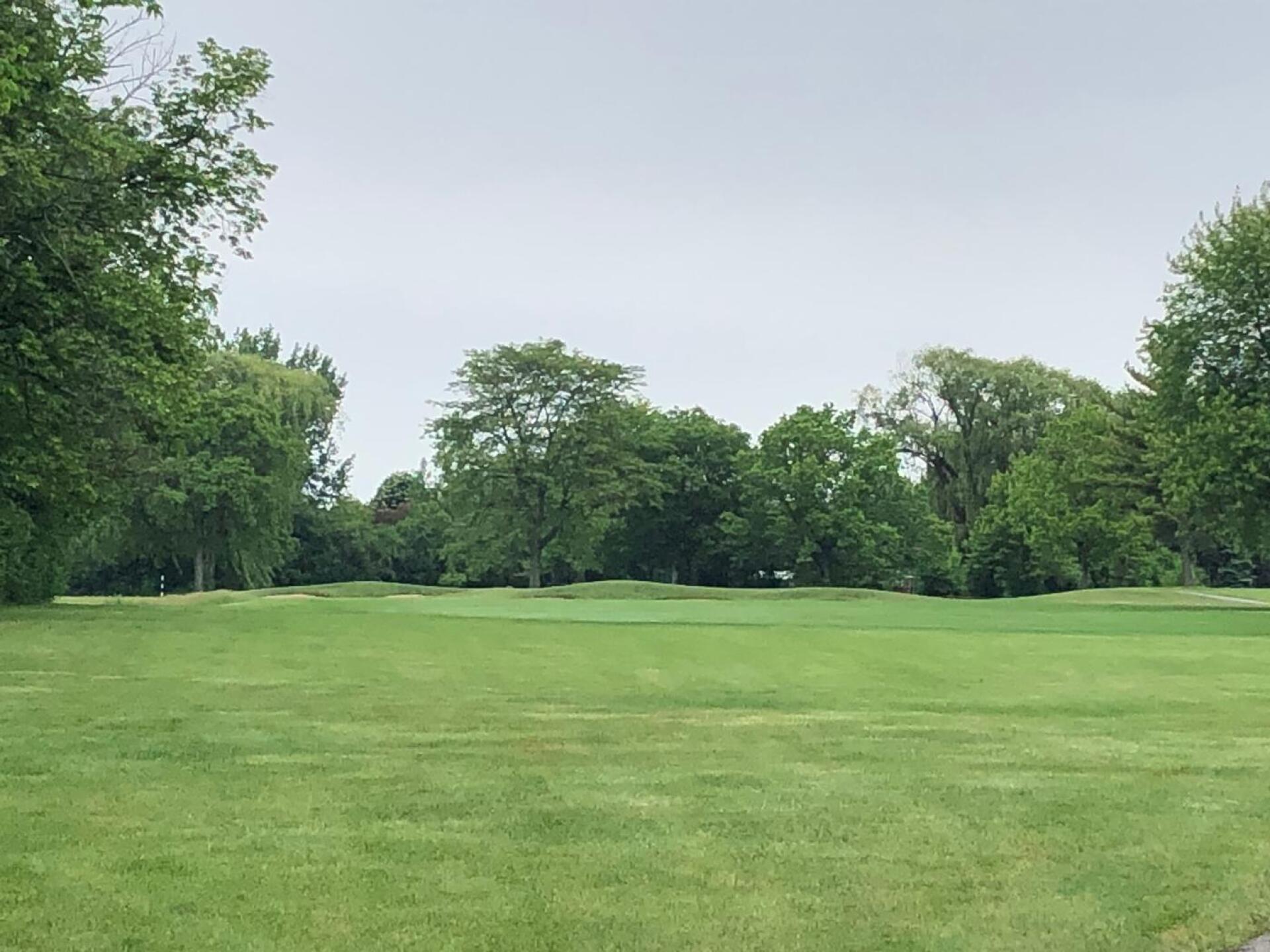 Deerfield Golf Club in Riverwoods, Illinois, USA | GolfPass