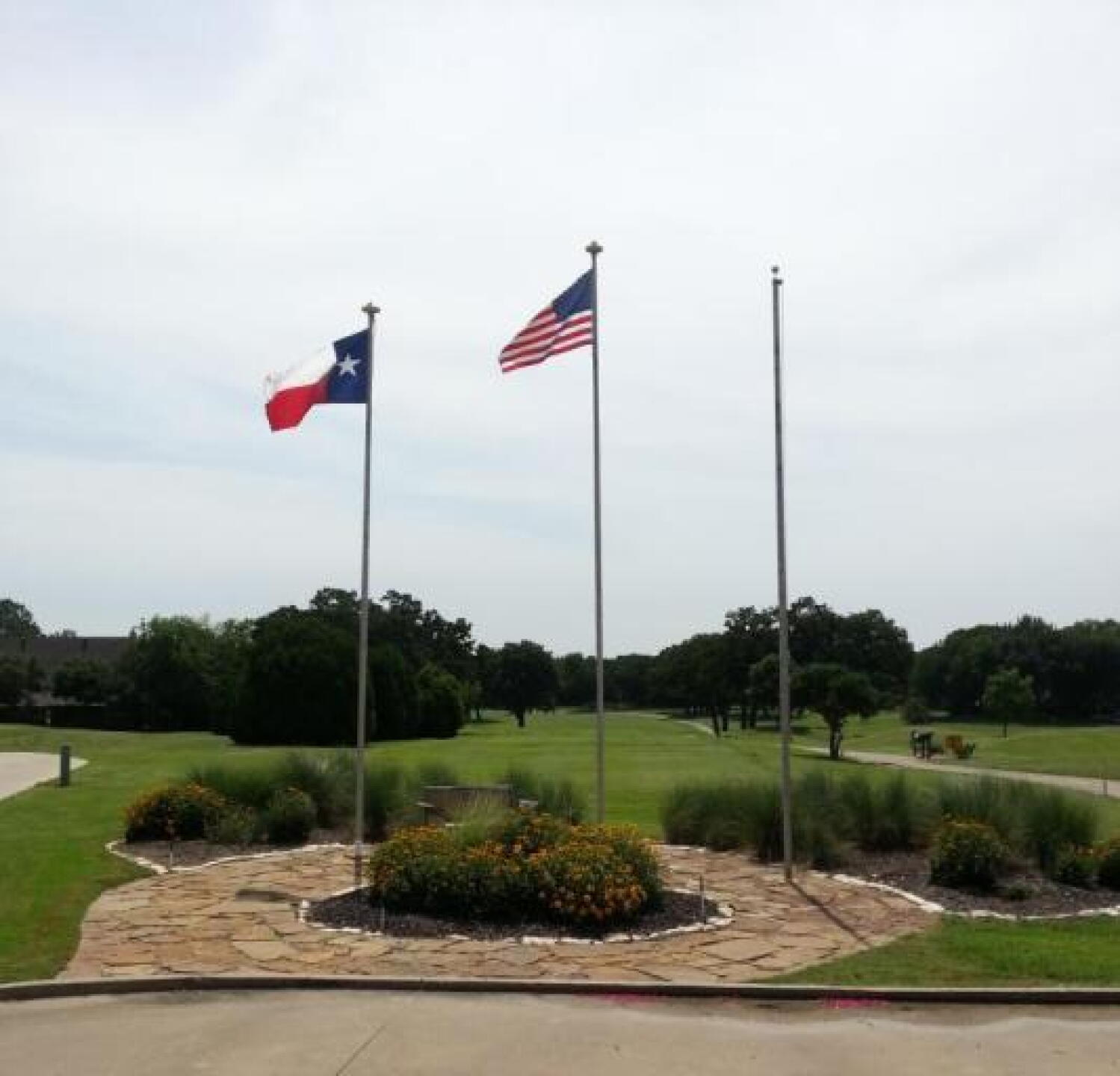 Number 1, Pecan Course, is right behind those flags (Photo submitted by aluppy on 07/04/2014)