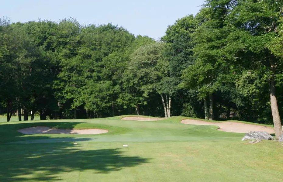 Black Hall Club: #13