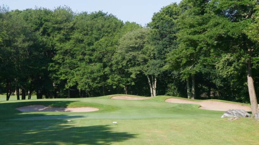 Black Hall Club: #13
