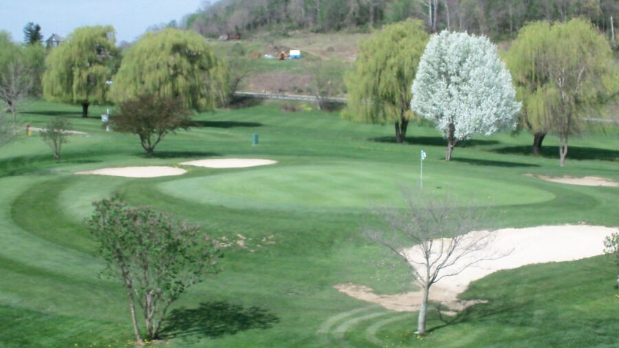 Fairway's Riverside GC - Championship: #18