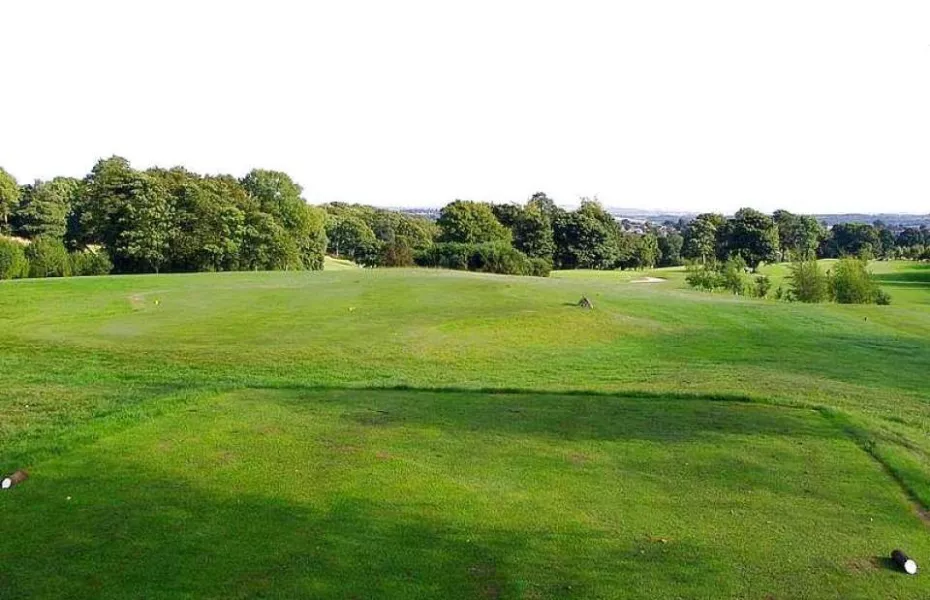 Crow Nest Park GC: #8