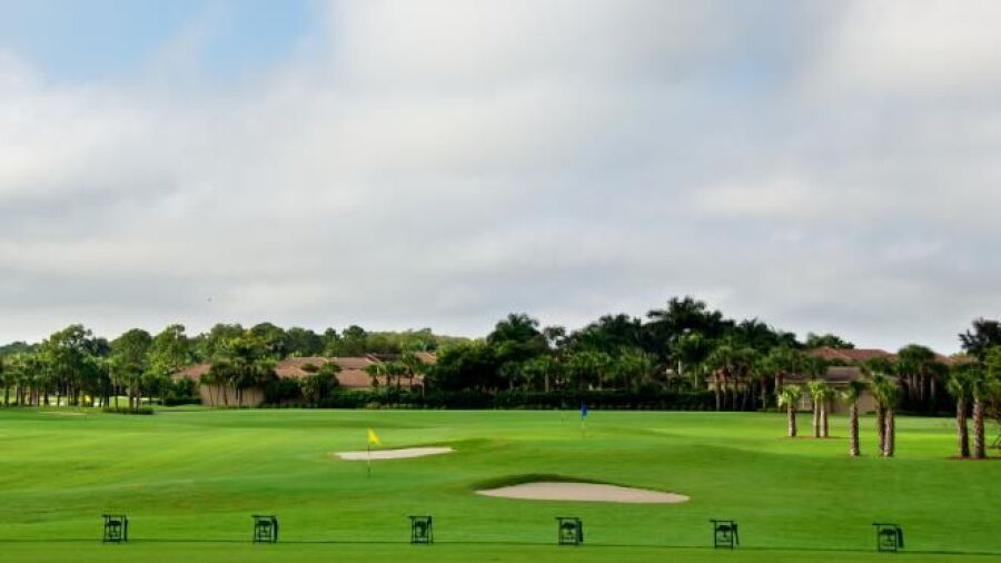 Shadow Wood CC: Driving range