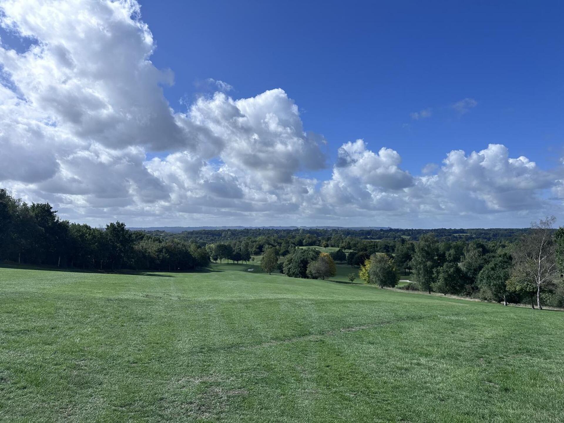 View from hole 3 (Photo submitted by PeHU0qeyfGqTAxGRggqO on 09/11/2025)