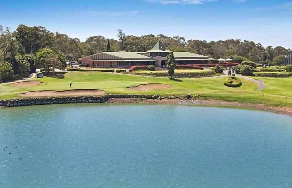 Nudgee GC - Brook: #18