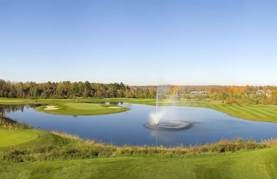 Hawk Ridge GCC - Hawk's Island