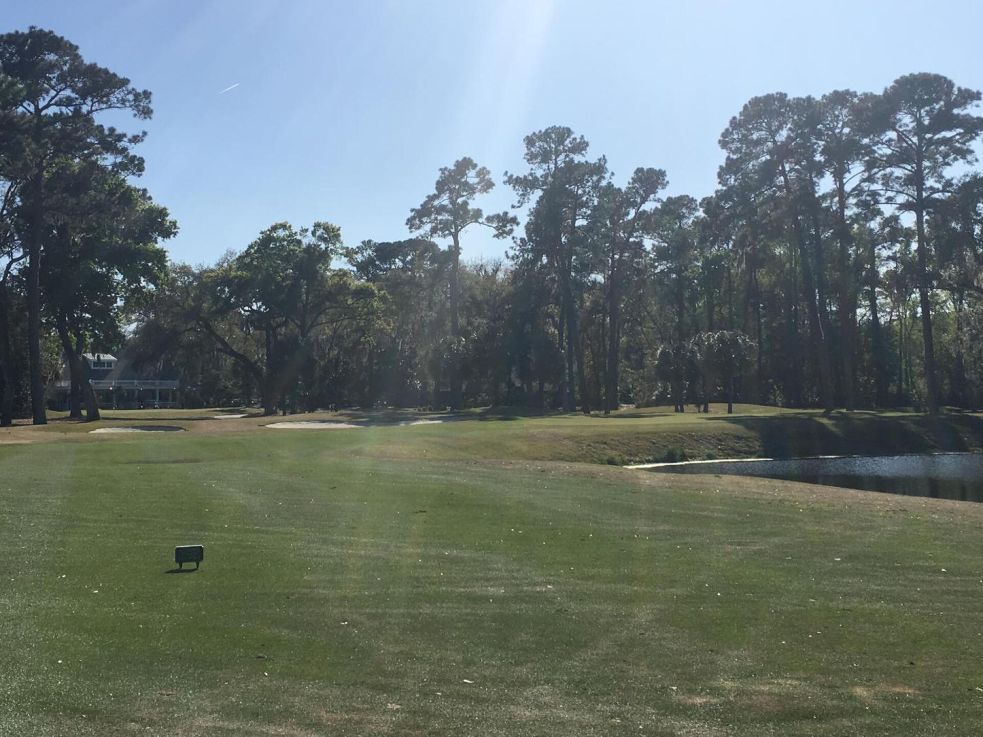 Par 5, 18th, great closing hole with all carry over water to the green. (Photo submitted by vOTa3T97iS8IVQm04ndI on 04/01/2019)