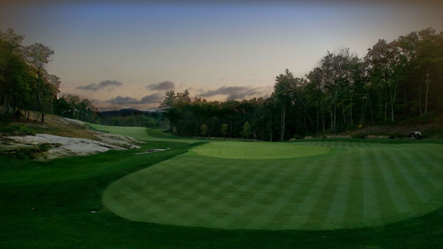 Mountaintop Golf & Lake Club