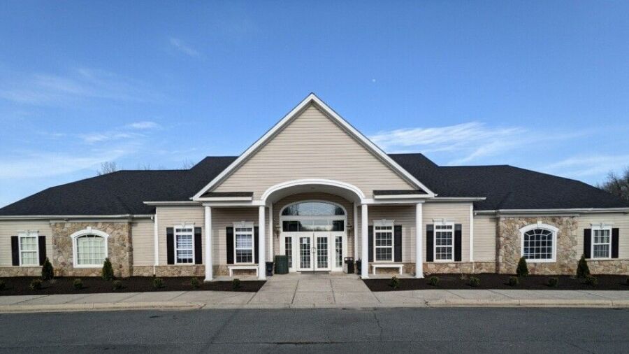 Patriots Glen GC: Clubhouse