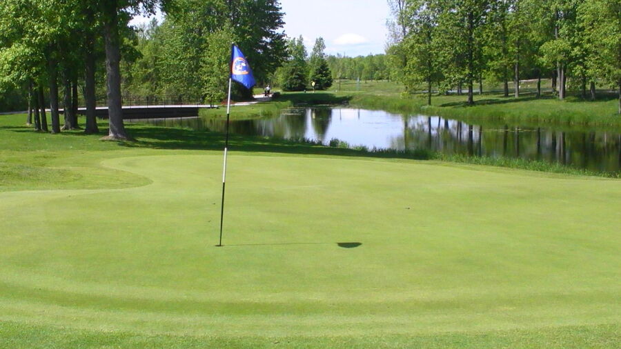 Smiths Falls GCC: #16