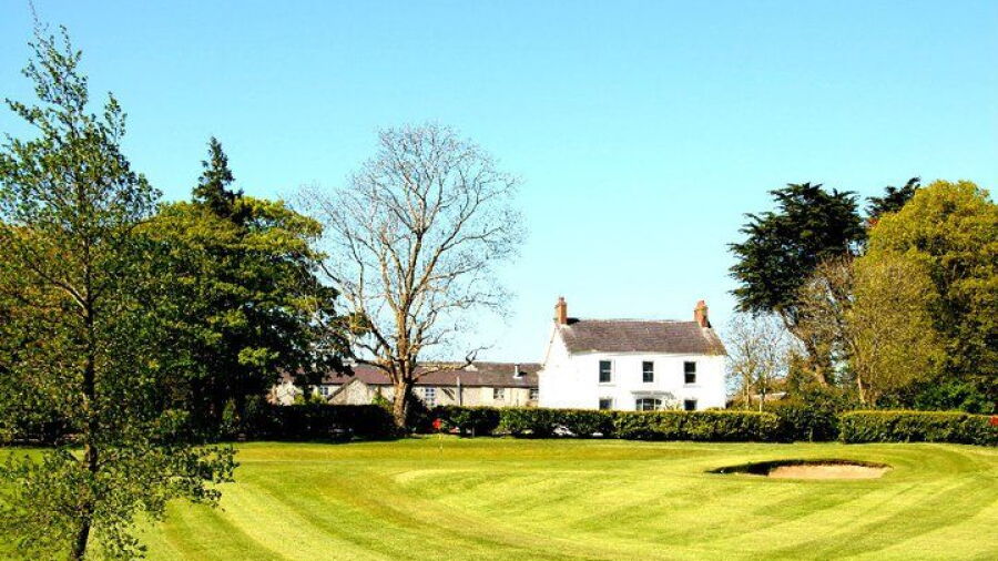 Burnfield House GC: Clubhouse