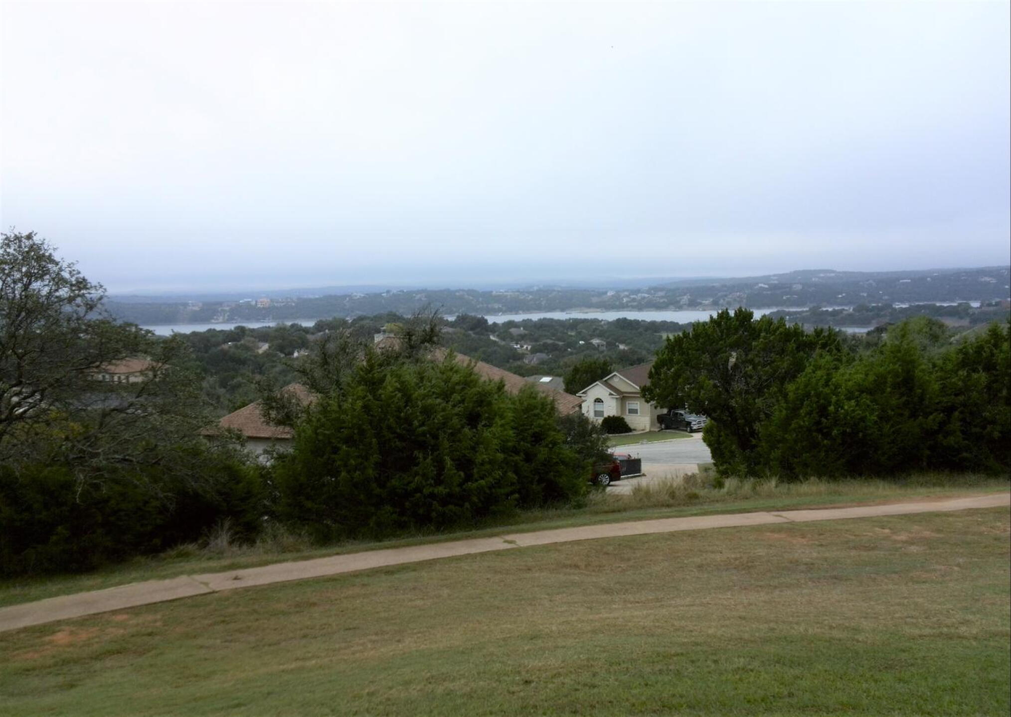 Nice View of the Lake Travis (Photo submitted by uek10899 on 11/27/2016)