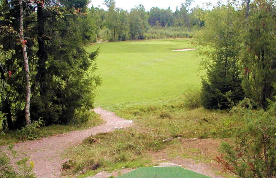 Brastad Golf Center: #4
