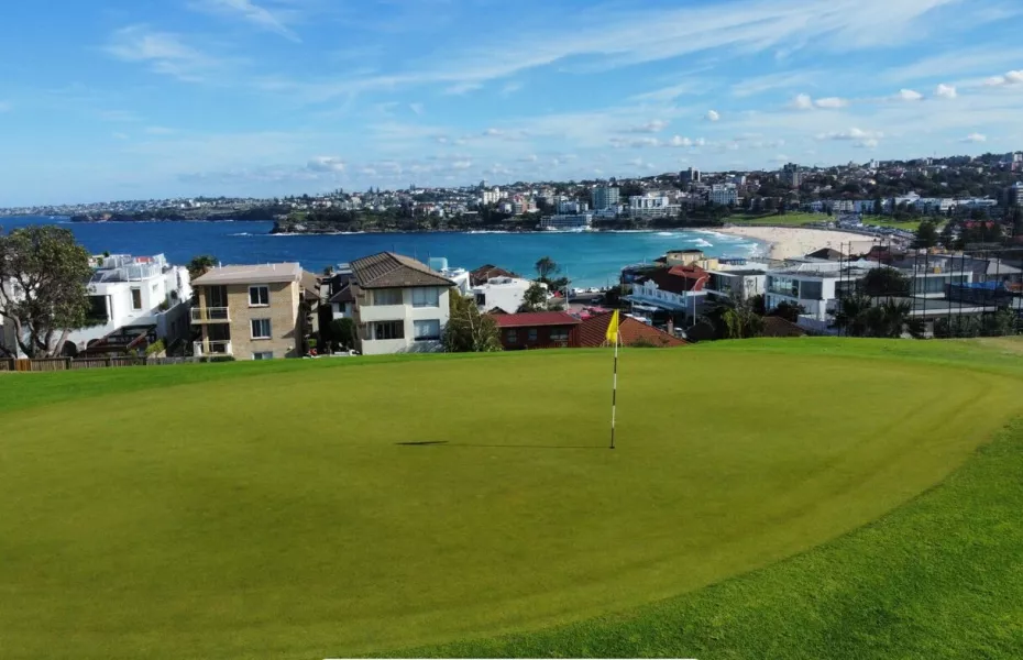 Bondi Golf & Diggers Club: #1