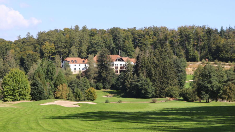 LaLargue Golf Resort
