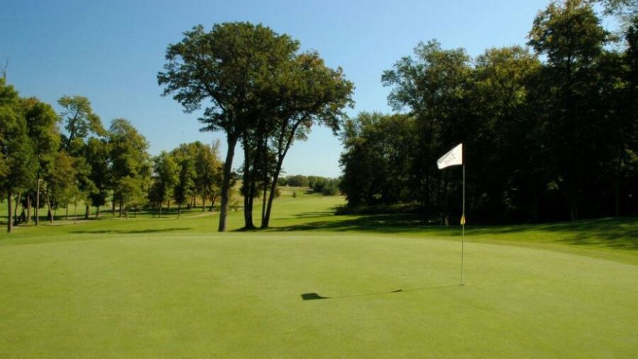 PrairieView Golf Club - no. 11 green