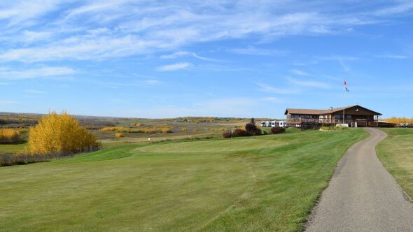 Mannville Riverview Golf & RV Resort