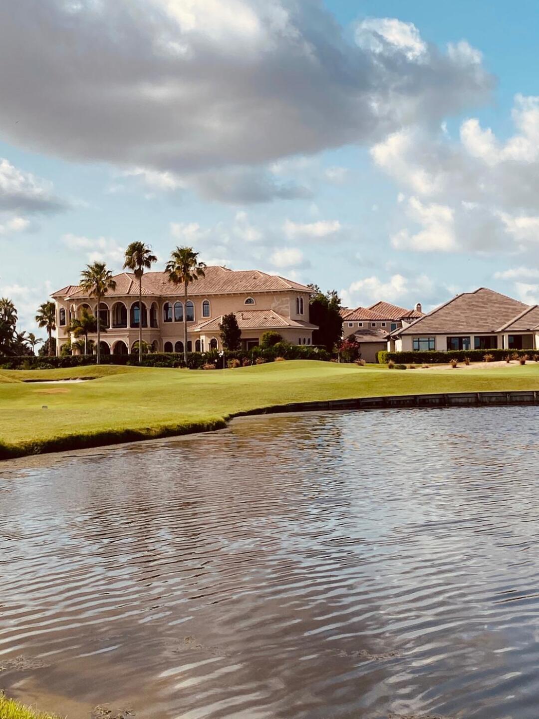 10th hole approach (Photo submitted by PinnacleStaffer on 06/29/2020)