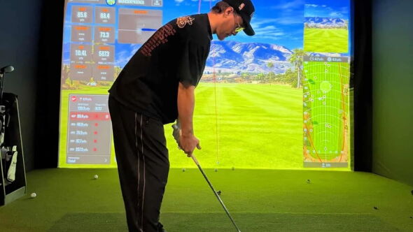 The Longshot Lounge Golf Club