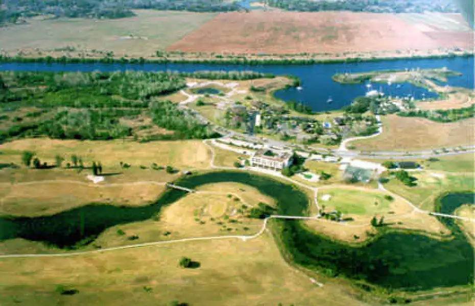 Port LaBelle Inn & Oxbow GC