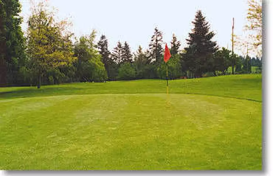 Lake Oswego Golf Course in Lake Oswego, Oregon, USA | GolfPass