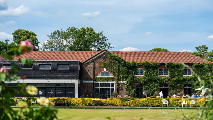 WGC London - Wanstead GC: Clubhouse