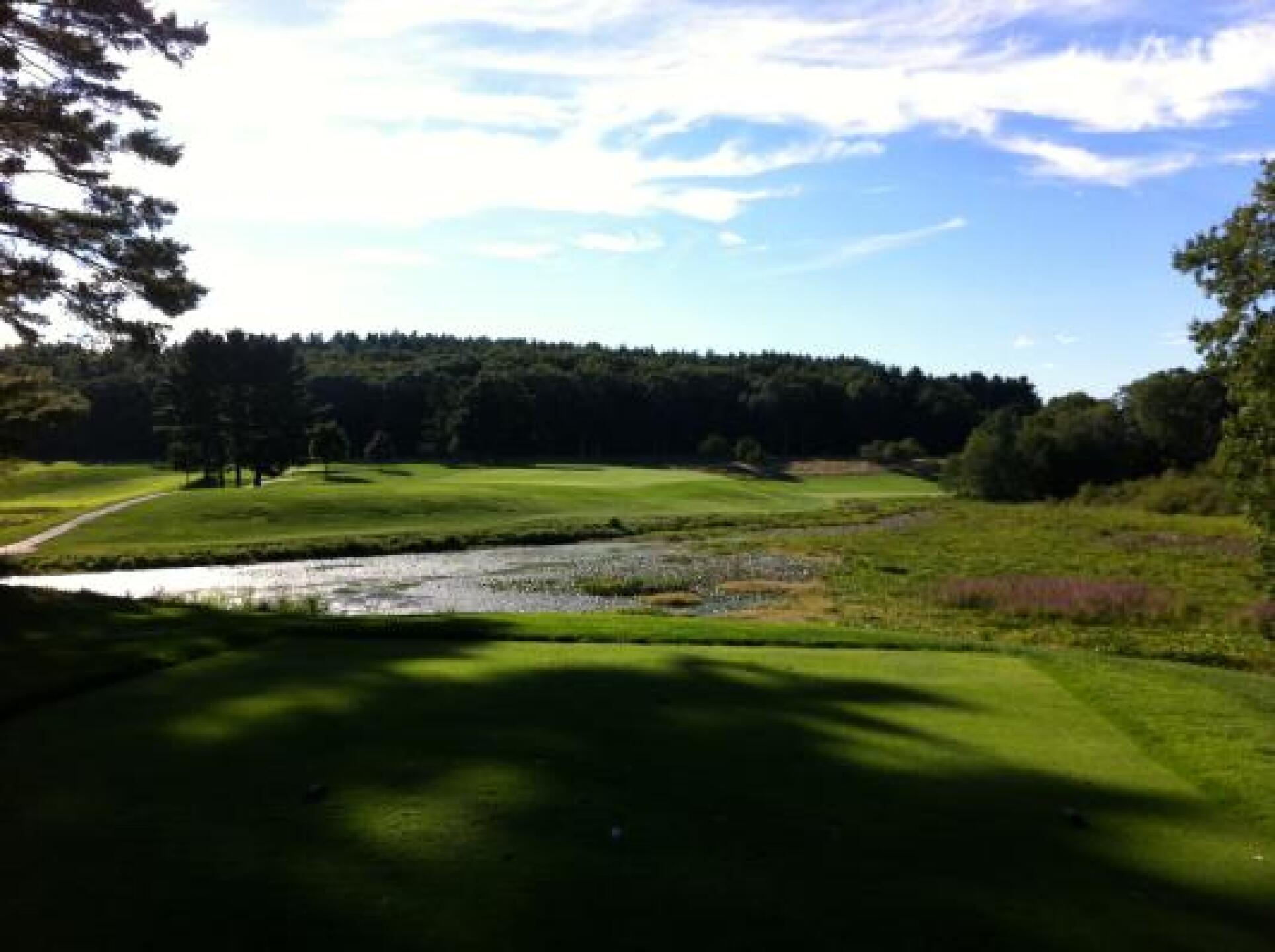 Hole 9/18 tee shot at Whitinsville Golf Club. (Photo submitted by bceaglejoe on 08/12/2013)