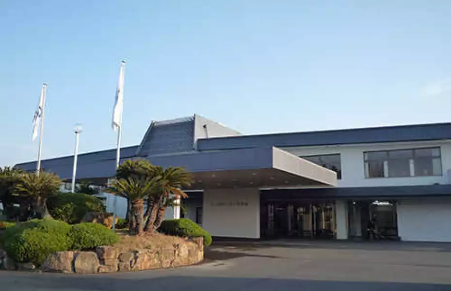 Kuwana Kokusai GC: Clubhouse