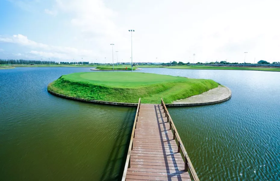 Lakewood Links GC: #8