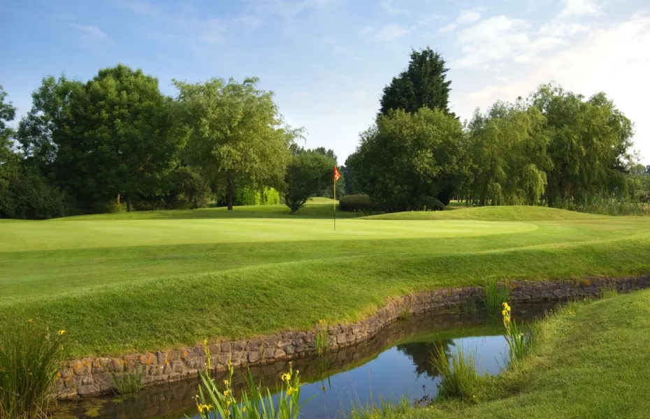 4th green at Chipping Sodbury