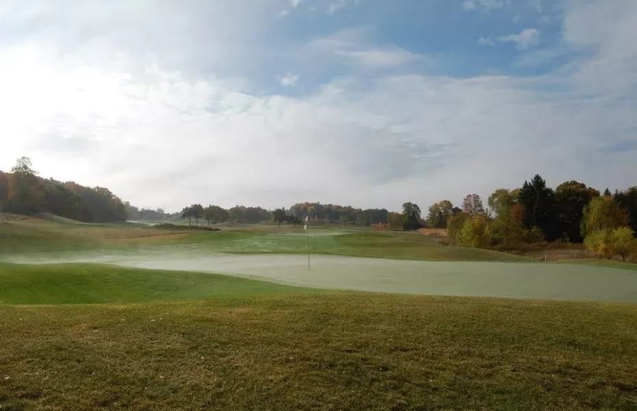 Par 3 at Quit-Qui-Oc GC: #9