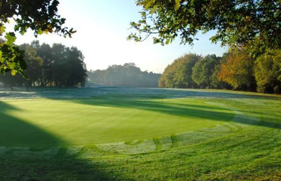 West Herts GC: 2nd green