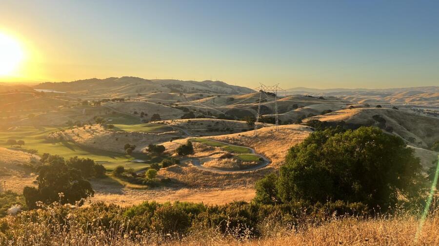 Cinnabar Hills Golf Club - overview