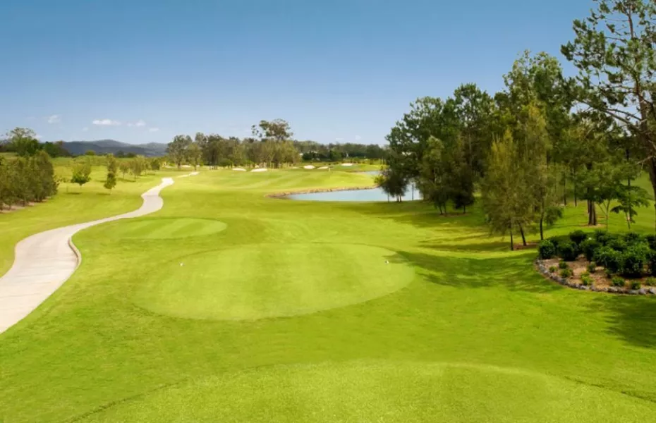 Royal Pines Resort - Blue: #1