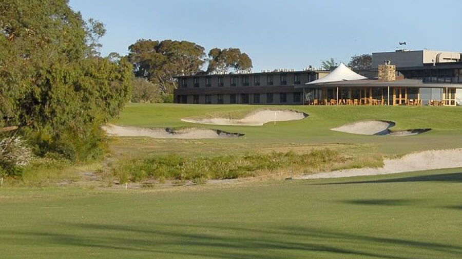 Peninsula Country GC