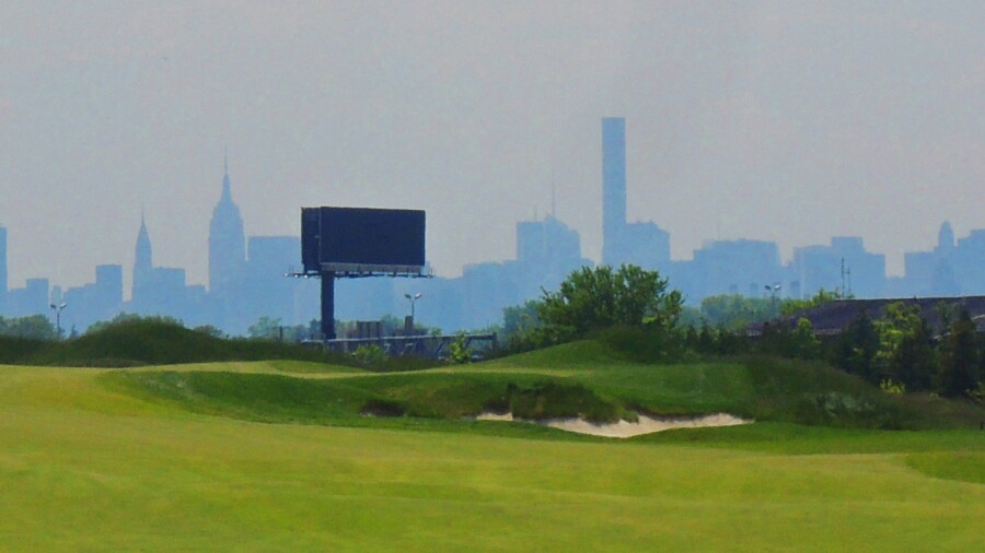 Trump Golf Links at Ferry Point - no. 6