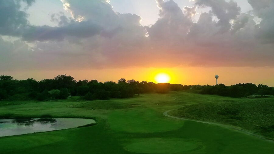 Crazy Horse Sports Club & GC