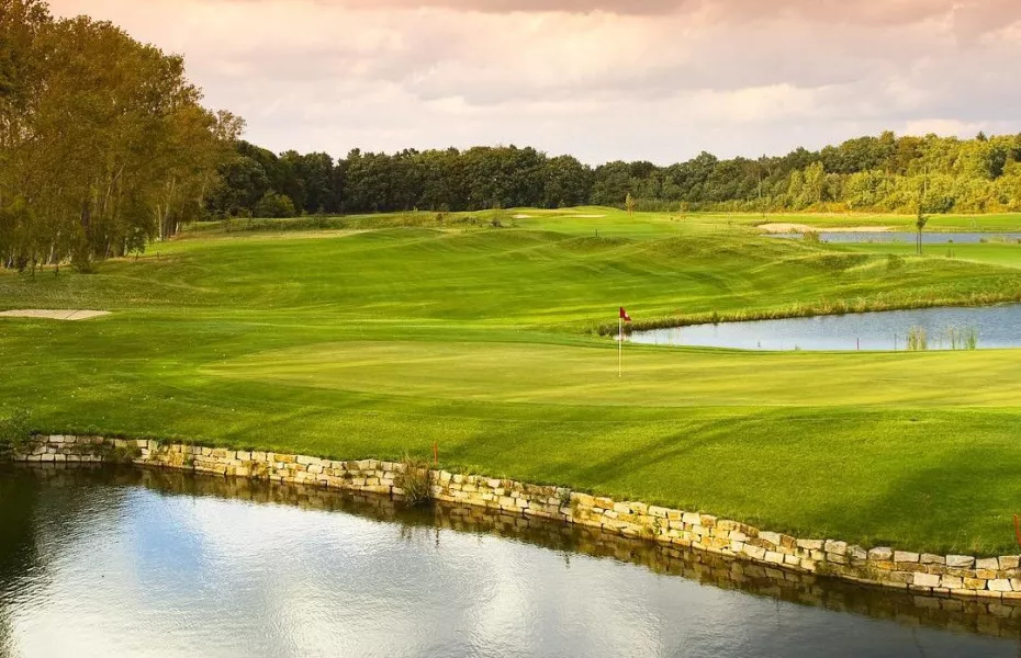 Adendorf Golf Resort